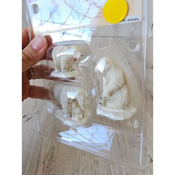 Lemax polar bears set mom playing Xmas village new 2006 - Picture 3 of 5